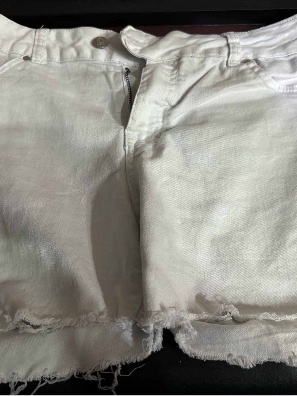 D.Jeans size 14 ladies shorts Ivory color (d1-14)